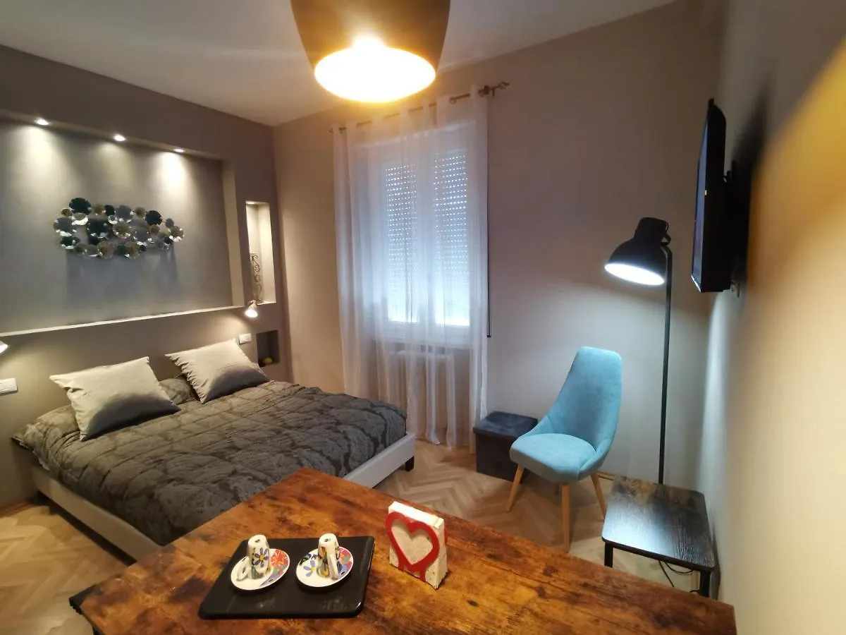 Parma Express Traveller'S Lodging Front Station Fs Parking Appartement